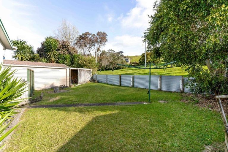 Photo of property in 112 Isabel Street, Whangamata, 3620