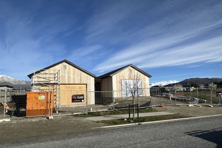 Photo of property in 11 Rua Street, Albert Town, Wanaka, 9305