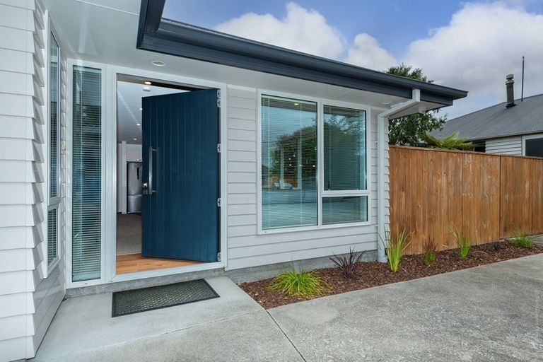 Photo of property in 10 Bideford Place, Dallington, Christchurch, 8061