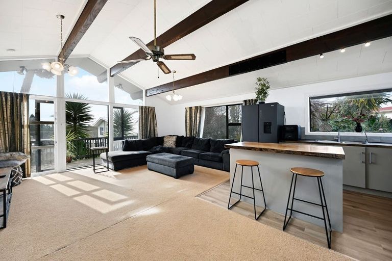 Photo of property in 47 Russleigh Drive, Dinsdale, Hamilton, 3204