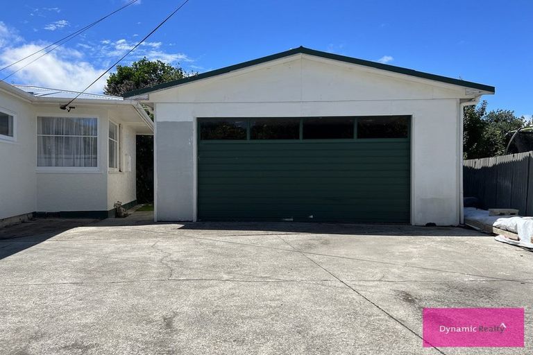 Photo of property in 15 Ilford Place, Awapuni, Palmerston North, 4412