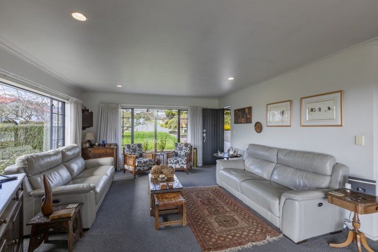 Photo of property in 14 Brooker Place, Waipukurau, 4200