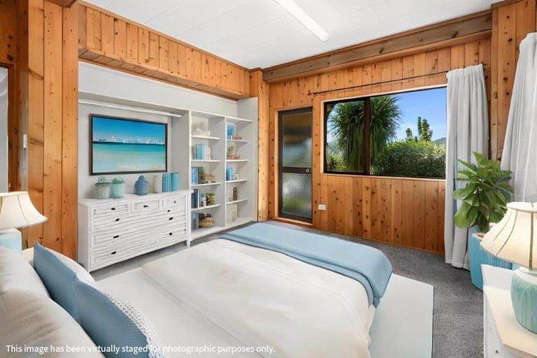 Photo of property in 66 Beach Road, Onerahi, Whangarei, 0110