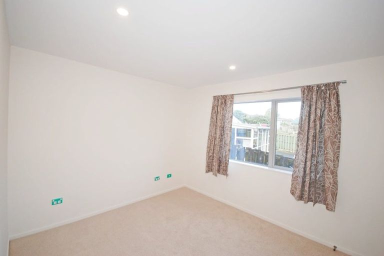 Photo of property in 56a Titoki Street, Te Atatu Peninsula, Auckland, 0610