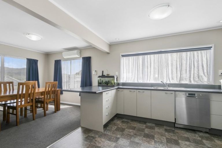 Photo of property in 48 Castlerea Street, Wainuiomata, Lower Hutt, 5014