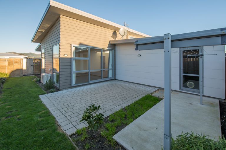 Photo of property in 2 Cable Lane, Halswell, Christchurch, 8025