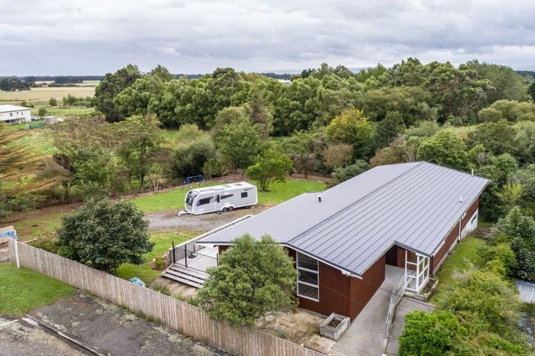 Photo of property in 16 Hickson Street, Featherston, 5710