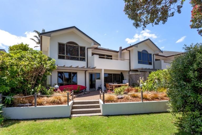 Photo of property in 11a Wharf Road, Tairua, 3508