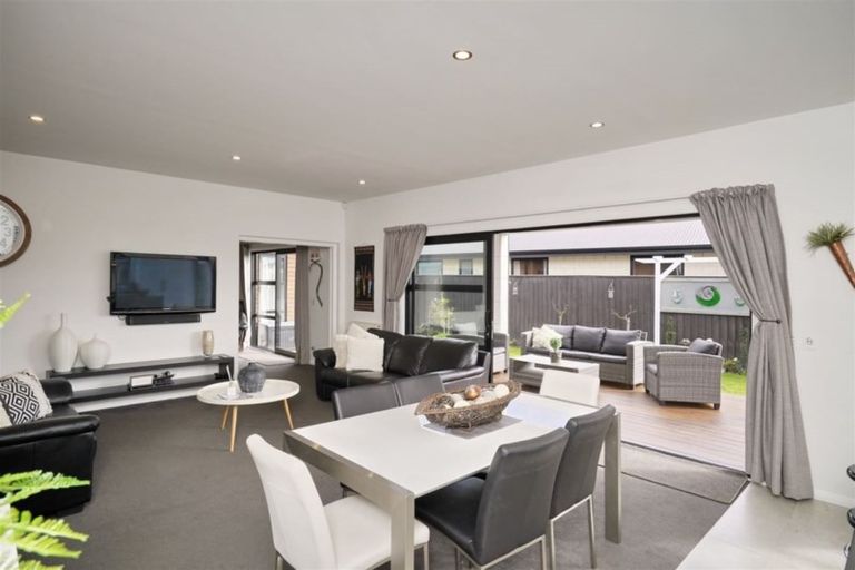 Photo of property in 5 Genoa Avenue, Rolleston, 7614