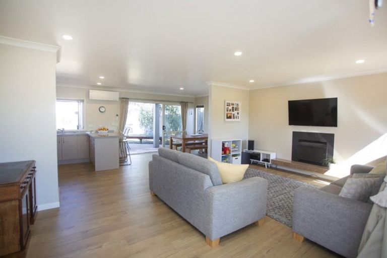 Photo of property in 317 Linton Crescent, Whangamata, 3620