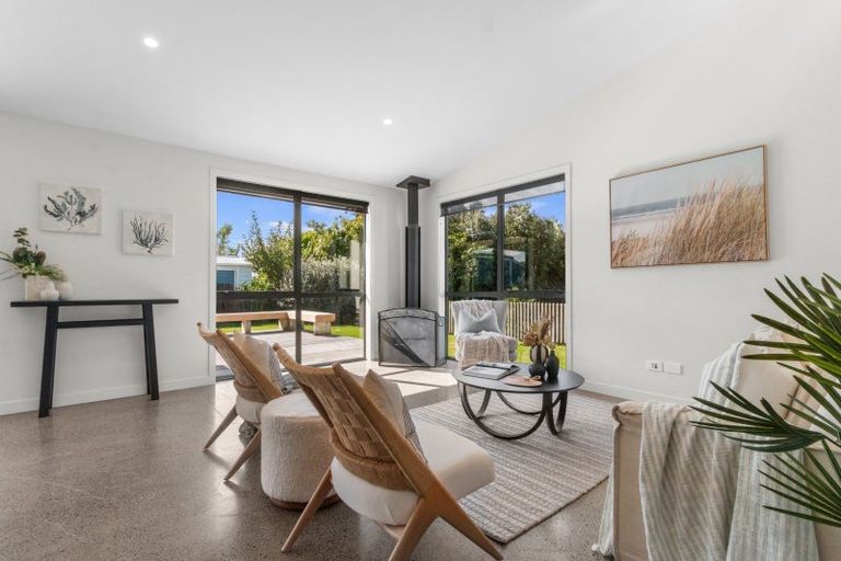 Photo of property in 26 Reel Road, Athenree, Waihi Beach, 3611