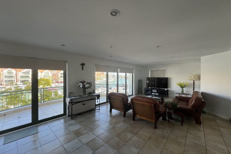 Photo of property in 47 Waterside Crescent, Gulf Harbour, Whangaparaoa, 0930
