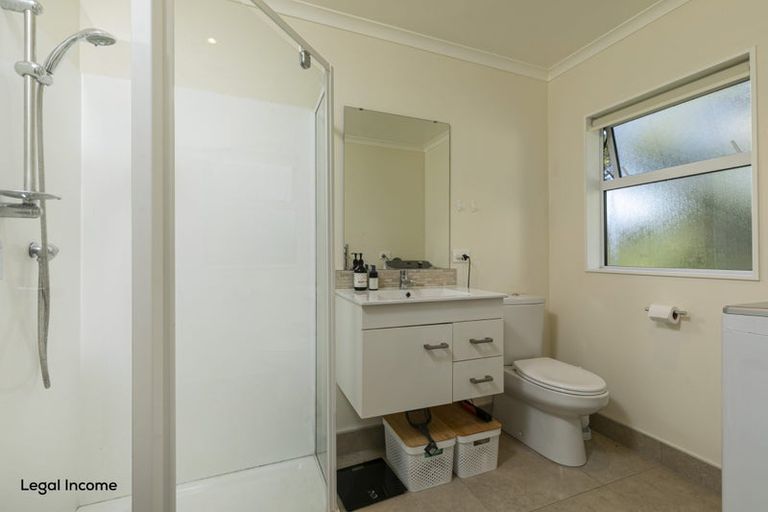 Photo of property in 29d Greenhithe Road, Greenhithe, Auckland, 0632