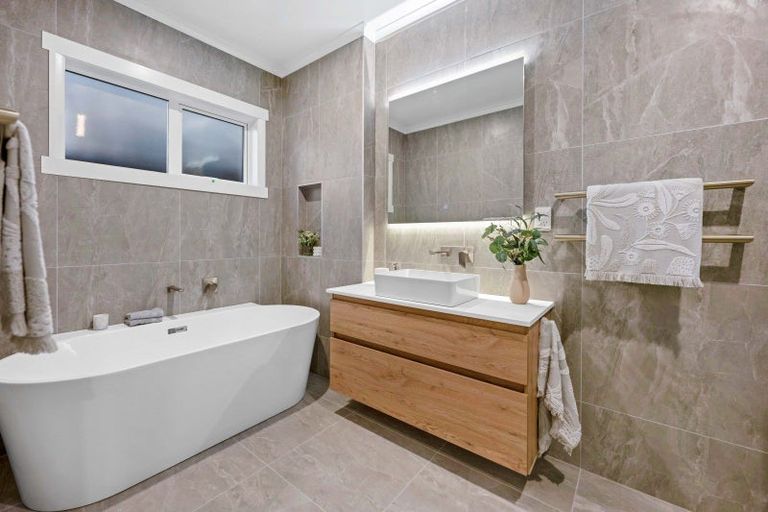 Photo of property in 92 Maanihi Drive, Rototuna North, Hamilton, 3210