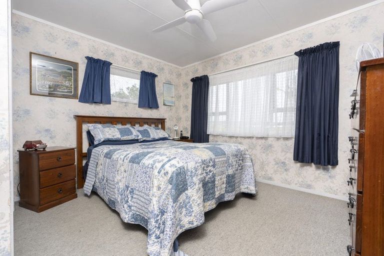Photo of property in 10 Arawa Place, Onerahi, Whangarei, 0110