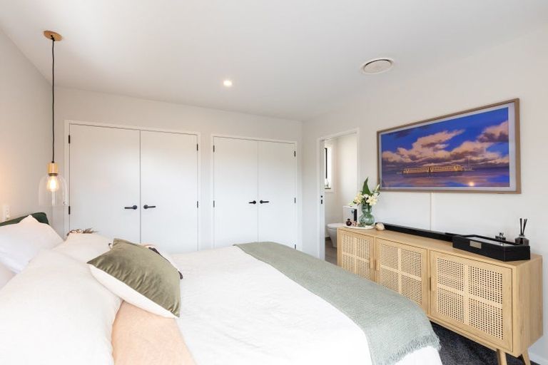 Photo of property in 16 Masters Lane, Waitara, 4320