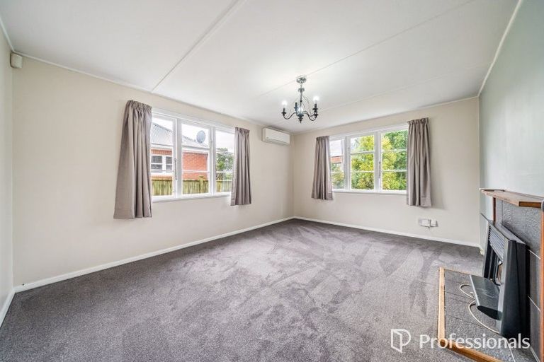 Photo of property in 45 Molesworth Street, Taita, Lower Hutt, 5011