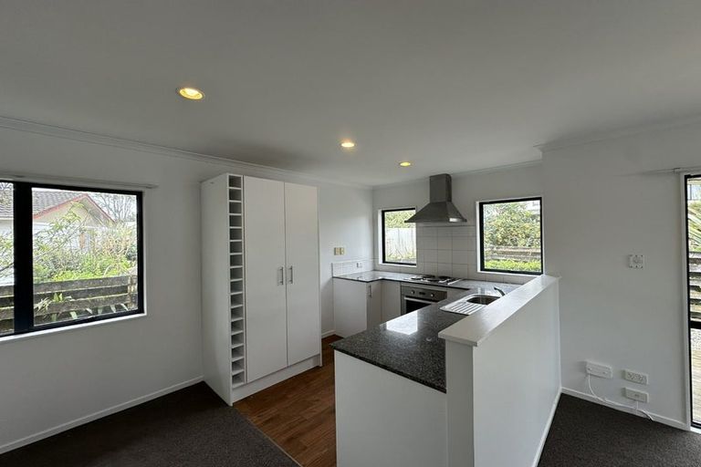 Photo of property in 43 Urlich Drive, Ranui, Auckland, 0612