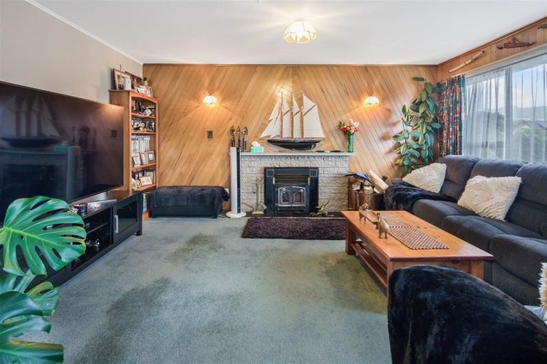 Photo of property in 19 Macaulay Street, Johnsonville, Wellington, 6037