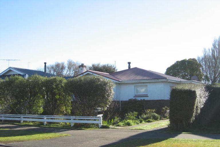 Photo of property in 90 Bourke Street, Windsor, Invercargill, 9810
