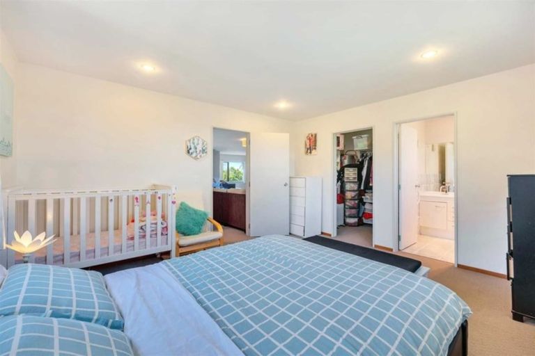 Photo of property in 7 San Lorenzo Rise, Henderson, Auckland, 0612