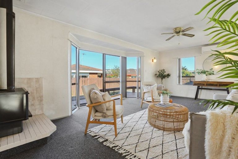 Photo of property in 35 Monowai Street, Mount Maunganui, 3116