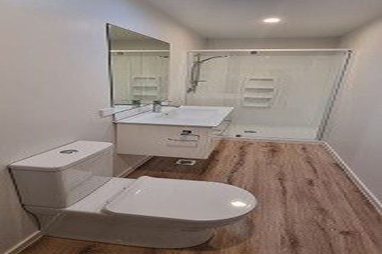 Photo of property in 8a Cheviot Street, Mangere East, Auckland, 2024