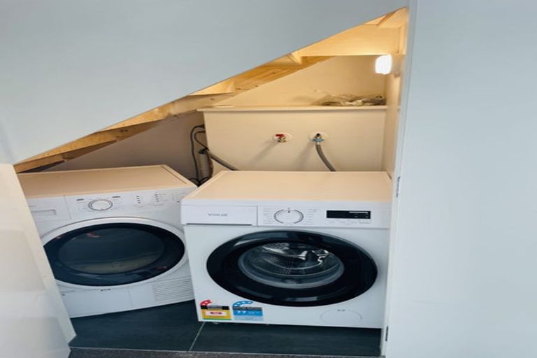 Photo of property in 132 Abel Smith Street, Te Aro, Wellington, 6011