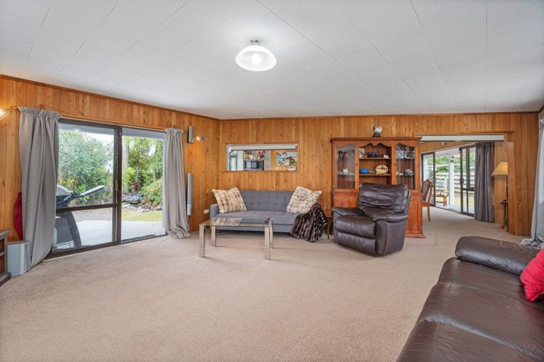 Photo of property in 8 Parkland Place, Whitianga, 3510
