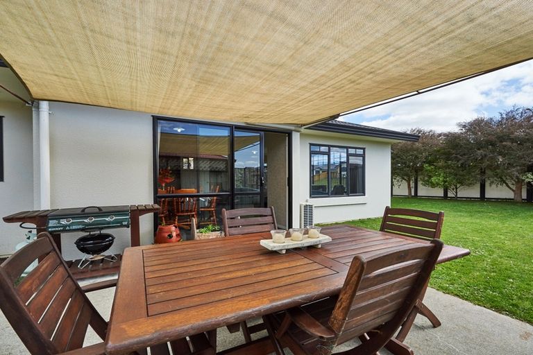 Photo of property in 87 Parnell Heights, Kelvin Grove, Palmerston North, 4414