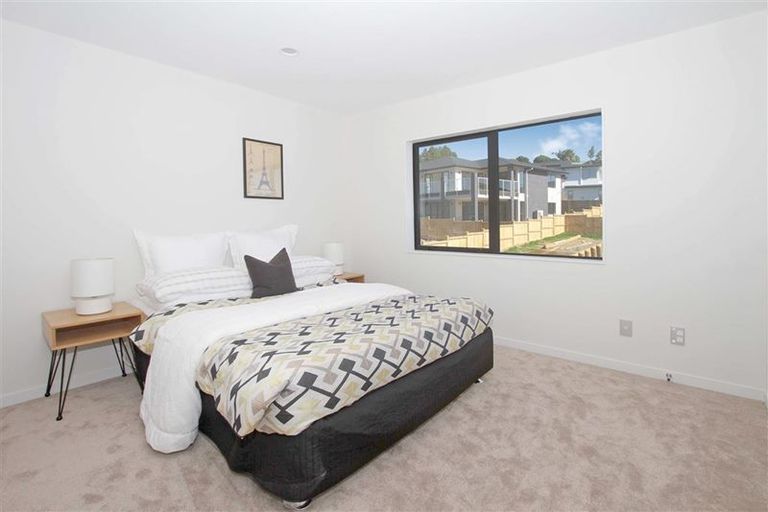 Photo of property in 24 Mettam Drive, Swanson, Auckland, 0614