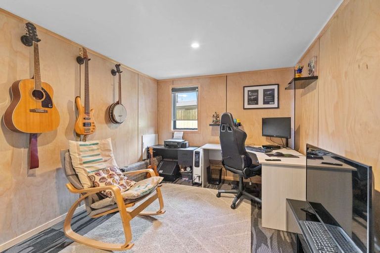 Photo of property in 21 Tennyson Drive, Owhata, Rotorua, 3010