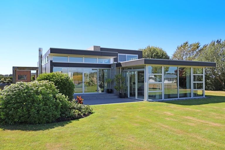 Photo of property in 141 Awamoa Road, Holmes Hill, Oamaru, 9401