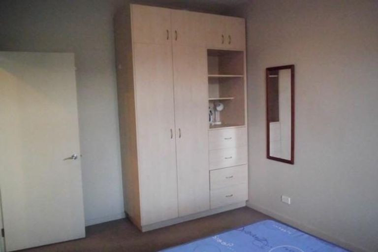 Photo of property in City Lodge Apartments, 401/115 Vivian Street, Te Aro, Wellington, 6011