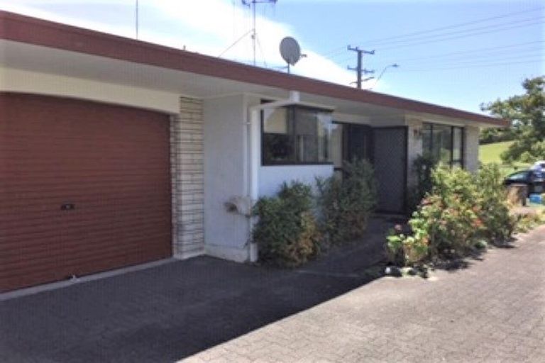 Photo of property in 94 Vale Street, Otumoetai, Tauranga, 3110
