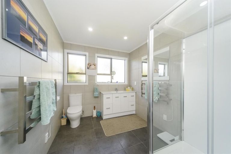 Photo of property in 9 Pain Street, Bulls, 4818