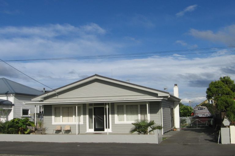 Photo of property in 64 Charles Street, Westshore, Napier, 4110