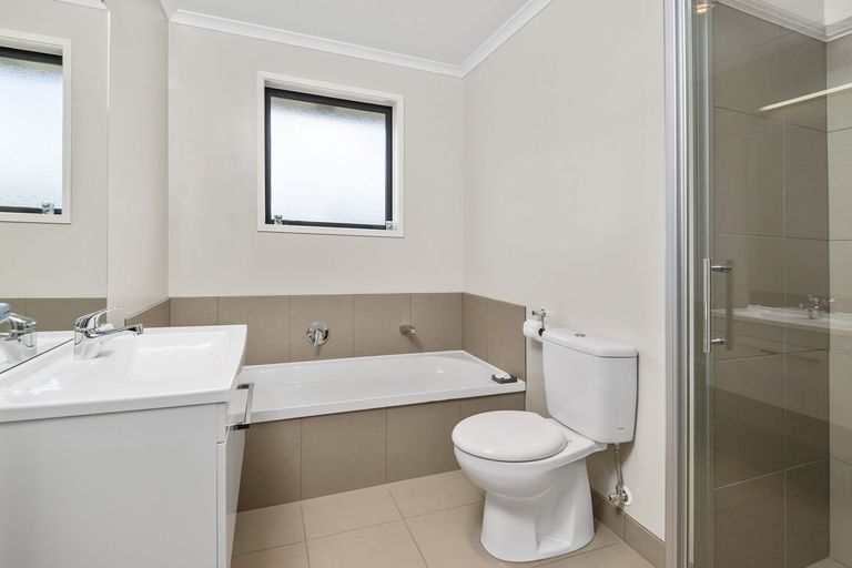 Photo of property in 13 Millbrae Place, Pokeno, 2402