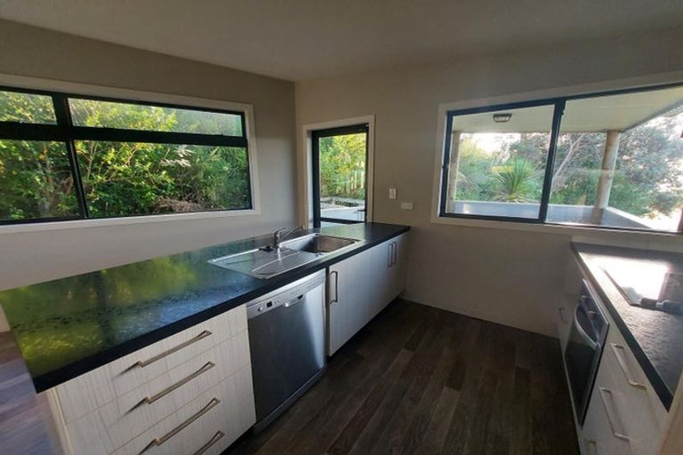 Photo of property in 102 Fourth Avenue, Woodhill, Whangarei, 0110