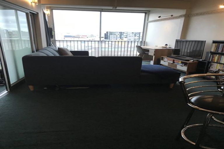 Photo of property in Qba Apartments, 3i/51 Webb Street, Mount Cook, Wellington, 6011