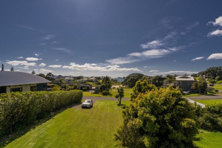 Photo of property in 94 Pa Road, Hahei, Whitianga, 3591