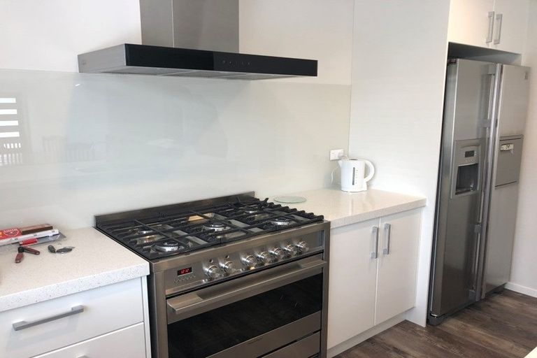 Photo of property in 32 Harding Drive, Papamoa Beach, Papamoa, 3118