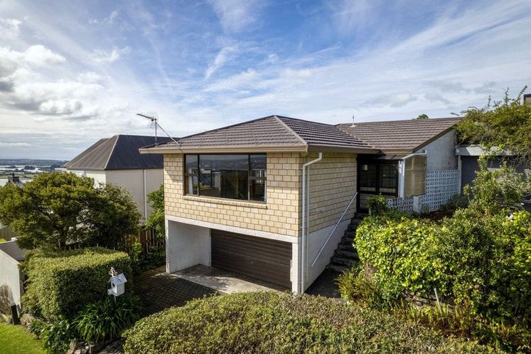 Photo of property in 1/81 Cannon Hill Crescent, Mount Pleasant, Christchurch, 8081
