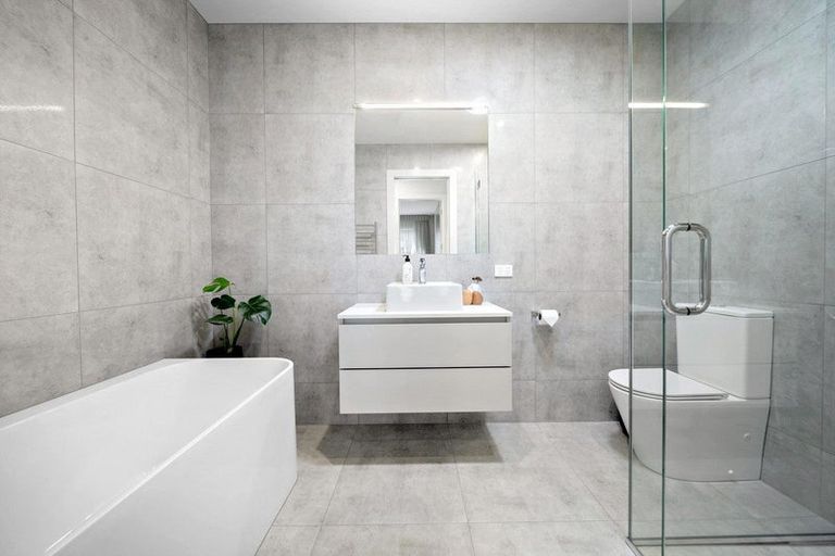 Photo of property in 23 Alps View Place, Lake Hayes, Queenstown, 9304