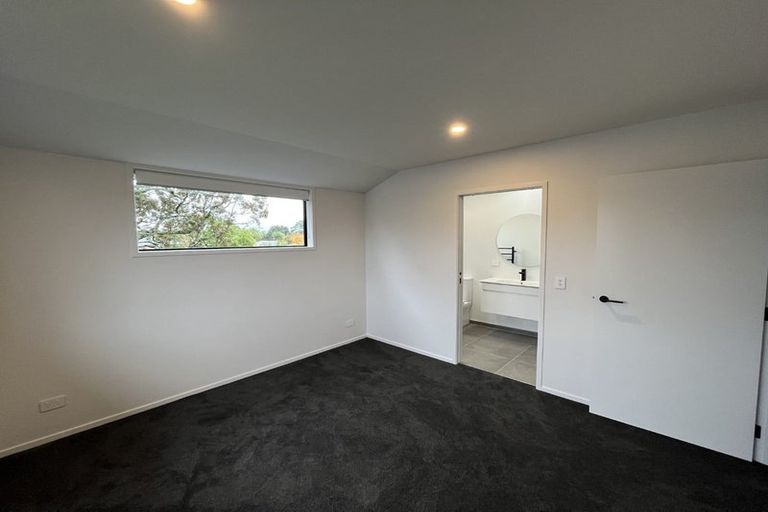 Photo of property in 3b Turehu Street, Merrilands, New Plymouth, 4312