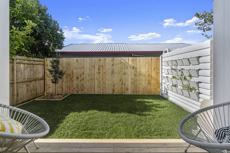 Photo of property in 12c Greenock Road, Ranui, Auckland, 0612