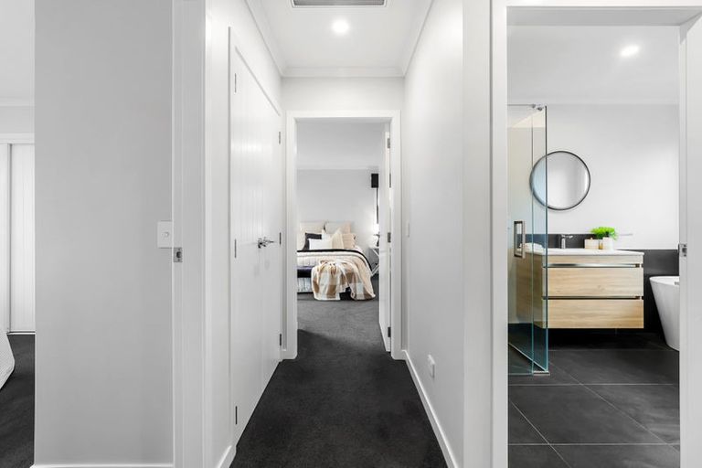 Photo of property in 33 Ngaru Crescent, Wharewaka, Taupo, 3330