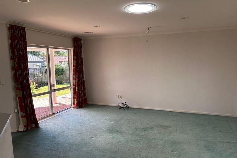 Photo of property in 11 Kingsgate Avenue, Havelock North, 4130