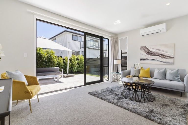 Photo of property in 4b Treloar Crescent, Hobsonville, Auckland, 0616