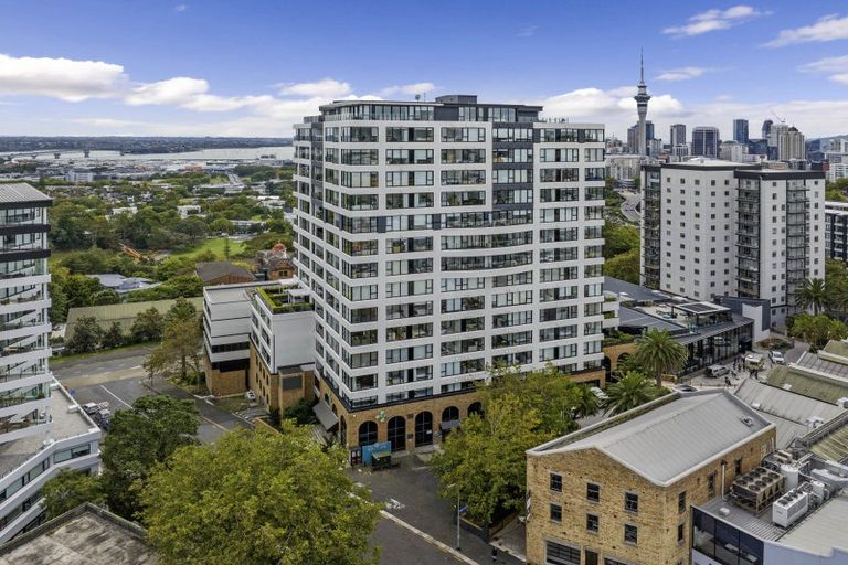 Photo of property in Northlake, 5 Cambrian Street, Wanaka, 9305